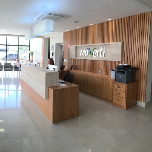 clinica-especializada-ortopedia-e-reabilitacao-fisica-clinica-moverti-guaratingueta-sp (10)