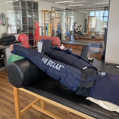 clinica-especializada-ortopedia-e-reabilitacao-fisica-clinica-moverti-guaratingueta-sp (17)